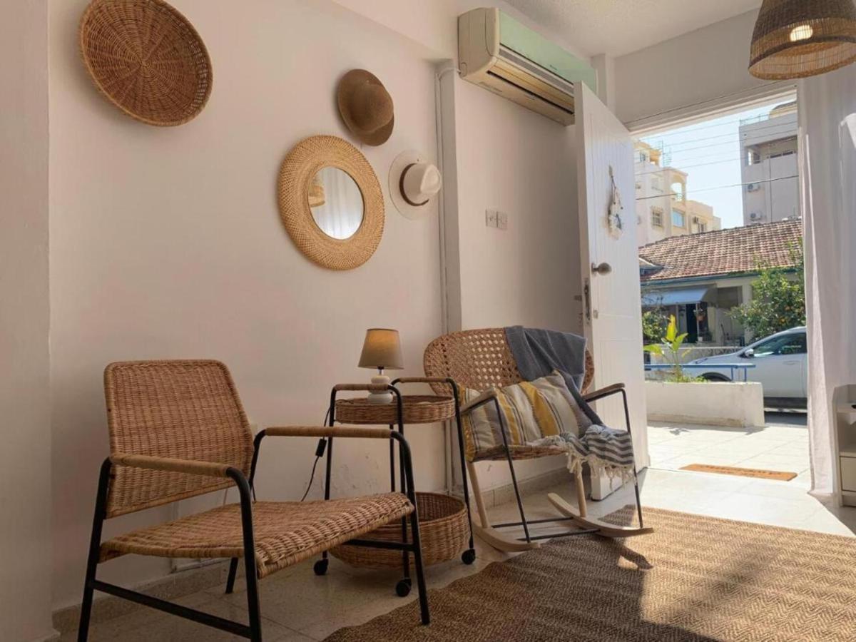 Romy'S Cozy One Bedroom Apt 라르나카 외부 사진